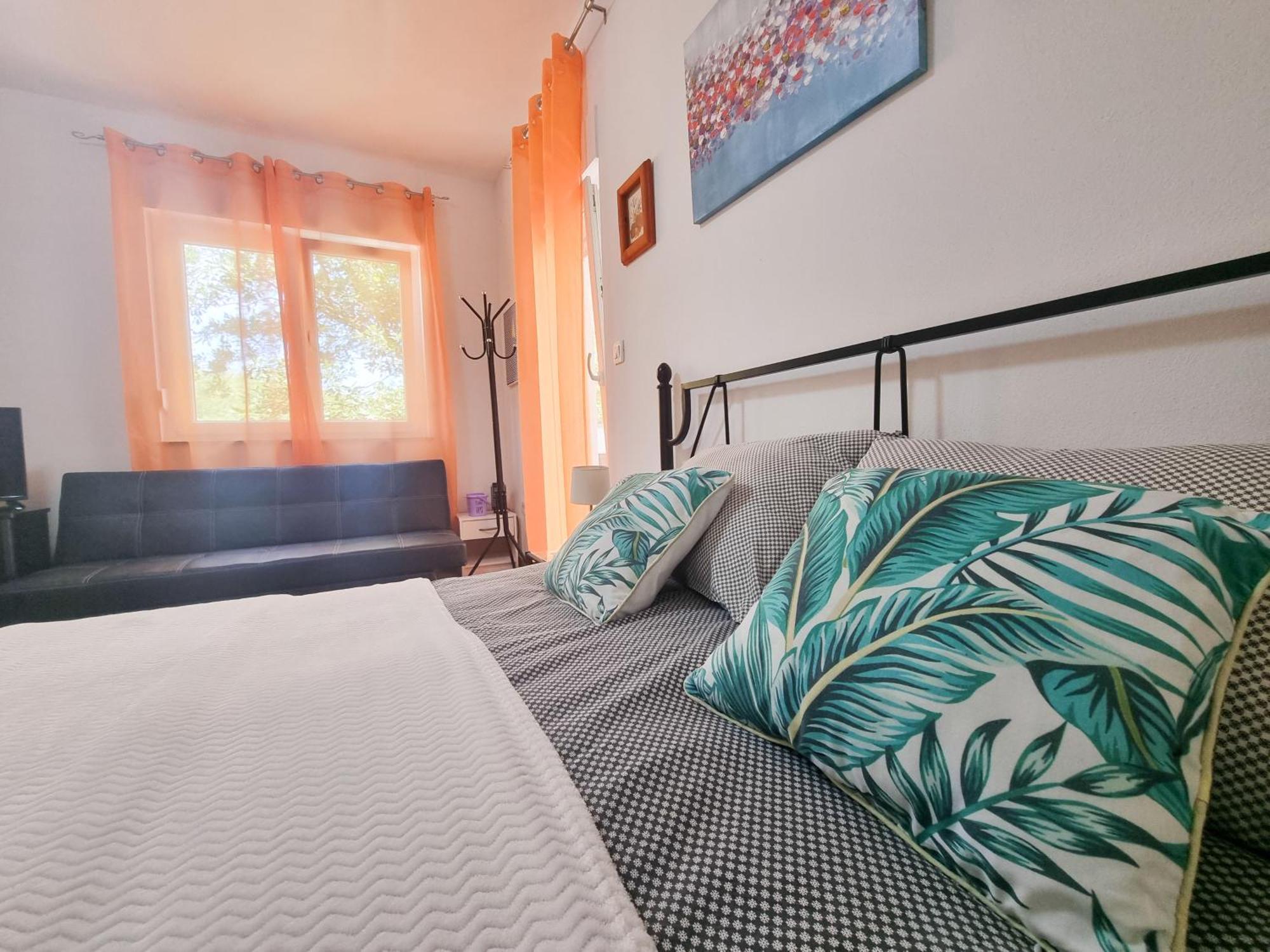 Apartments & Room Danijel Pinezići エクステリア 写真